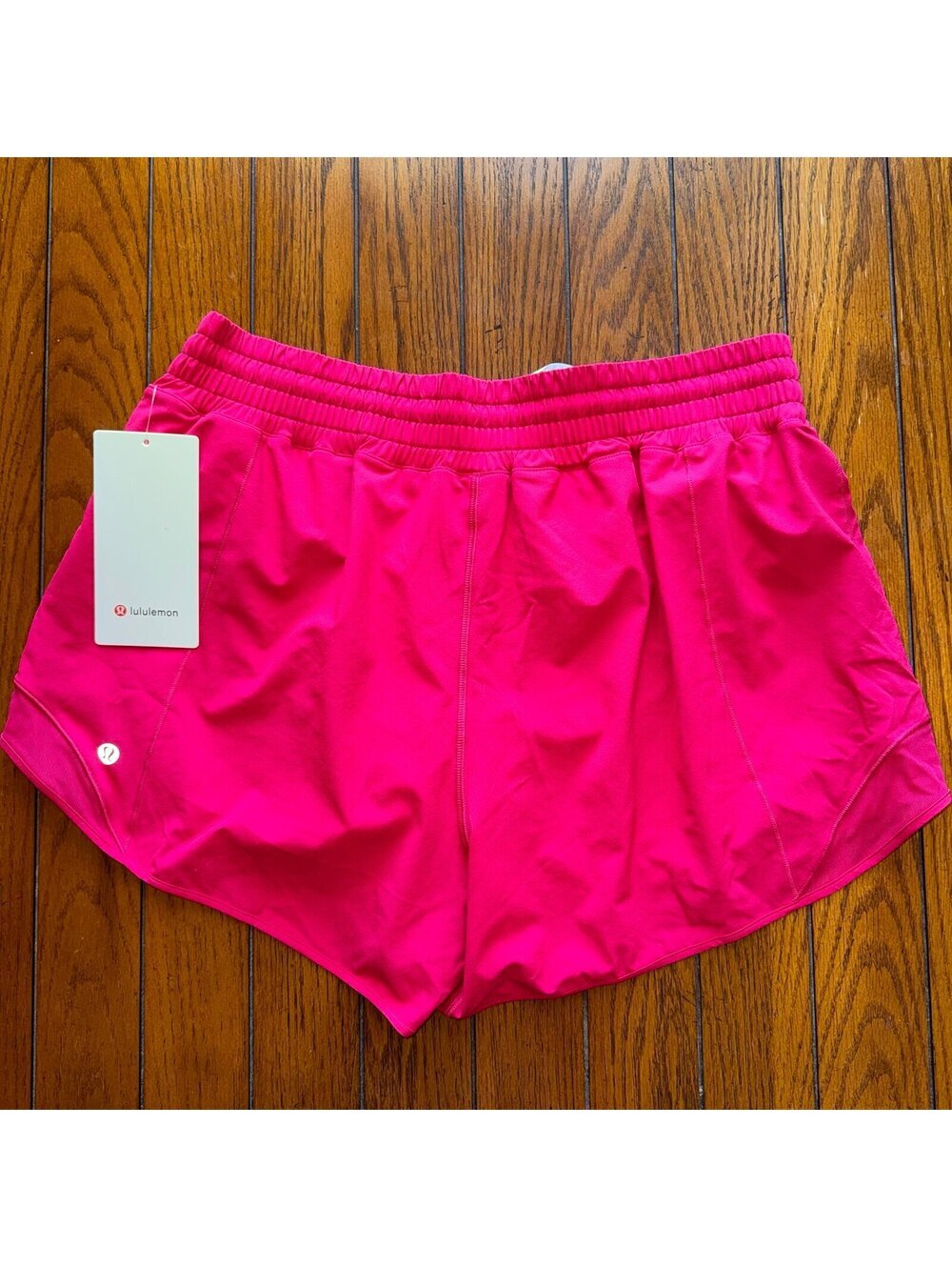 Lululemon Hotty Hot High Rise Short 4” Mulberry Spark Size 12 NWT